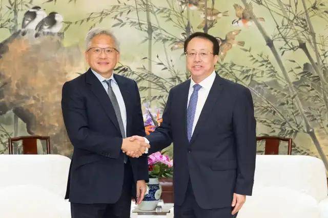 定州市召开打击治理跨境赌博工作会议